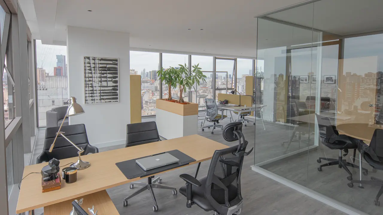 Oficina en torre de lujo