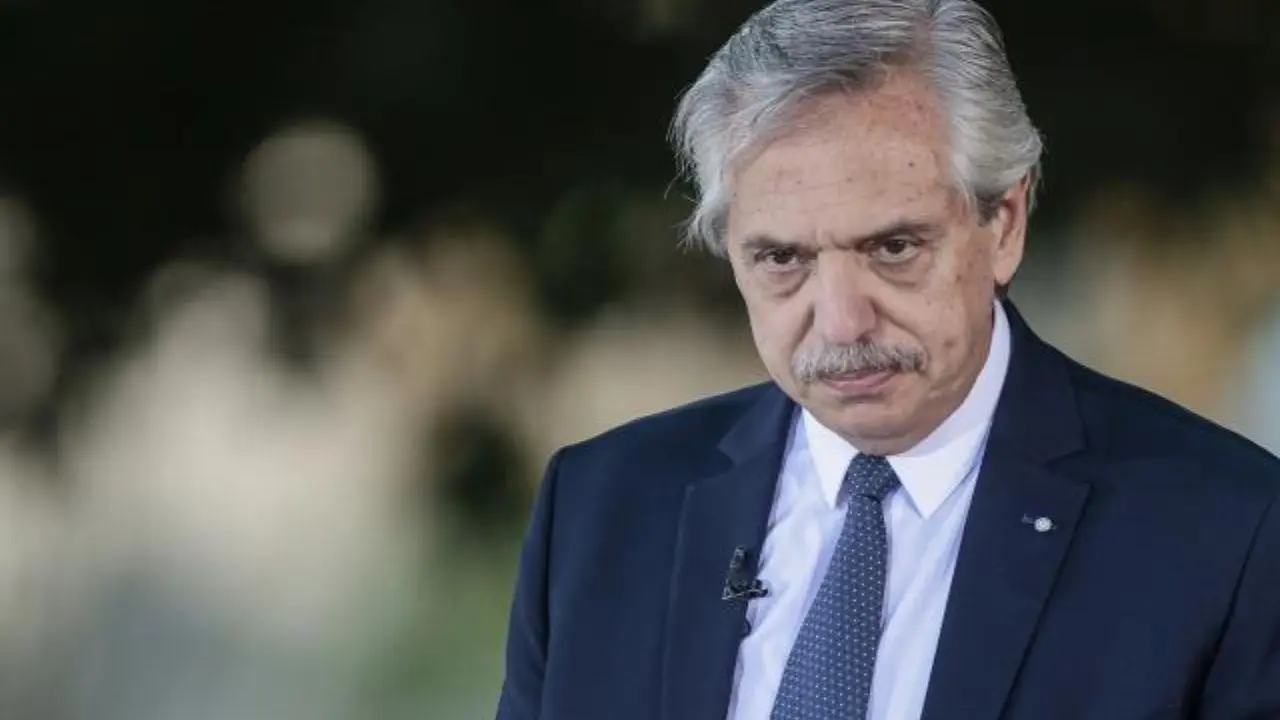 Los chats que complican a la ex secretaria de Alberto Fernández en la causa por los seguros