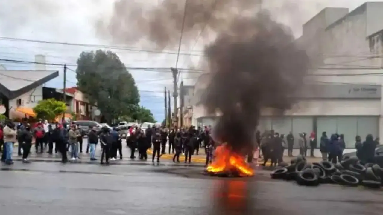 La negociación salarial con la policía fracasó y advierten: 
