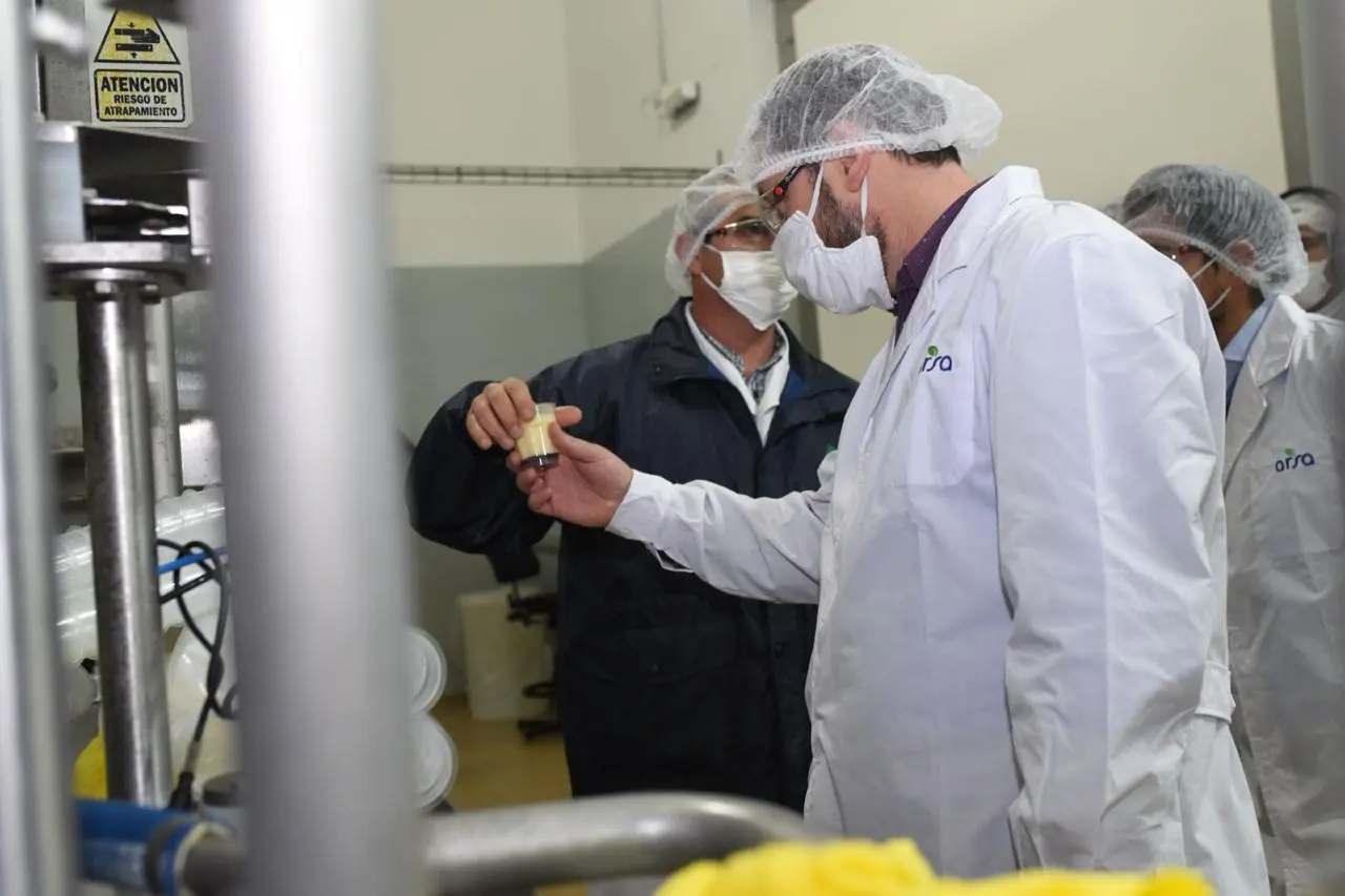 Lácteas en crisis: por qué se paralizó ARSA, la dueña de Yogs y Shimy