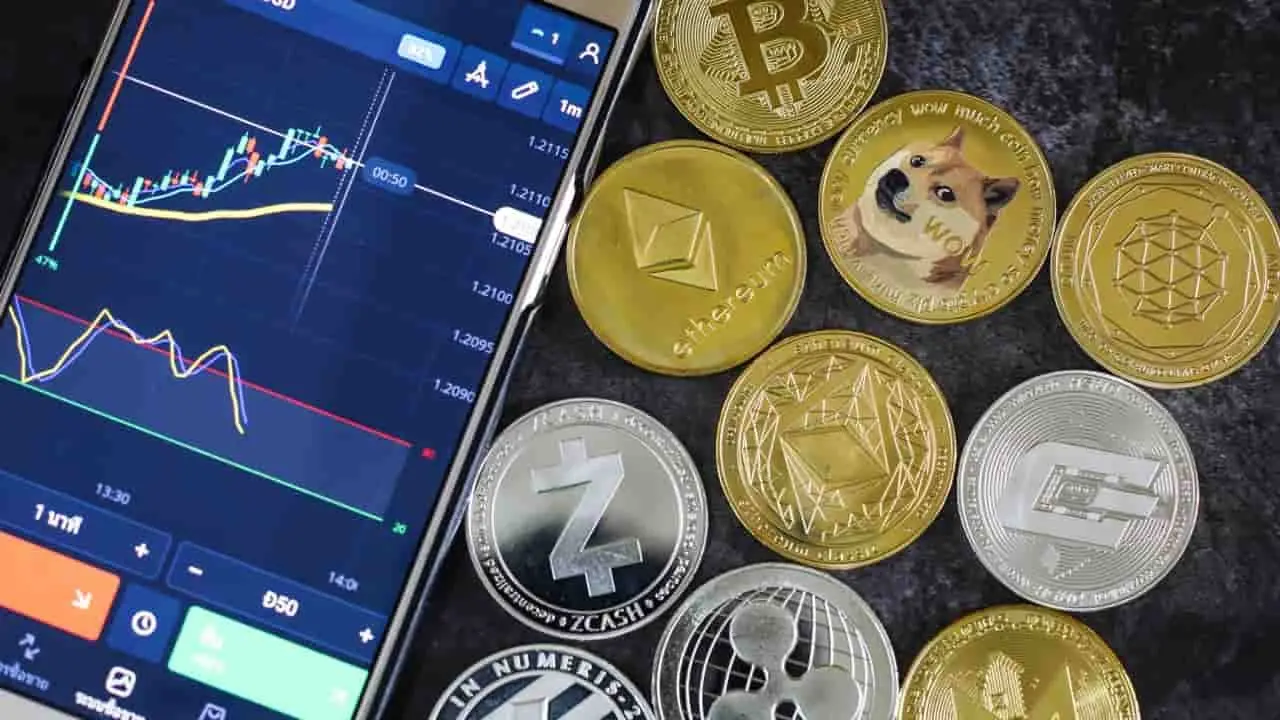 Nuevas memecoins podrían superar el precio de Bitcoin en junio: ¿Base Dawgz es la próxima x100?