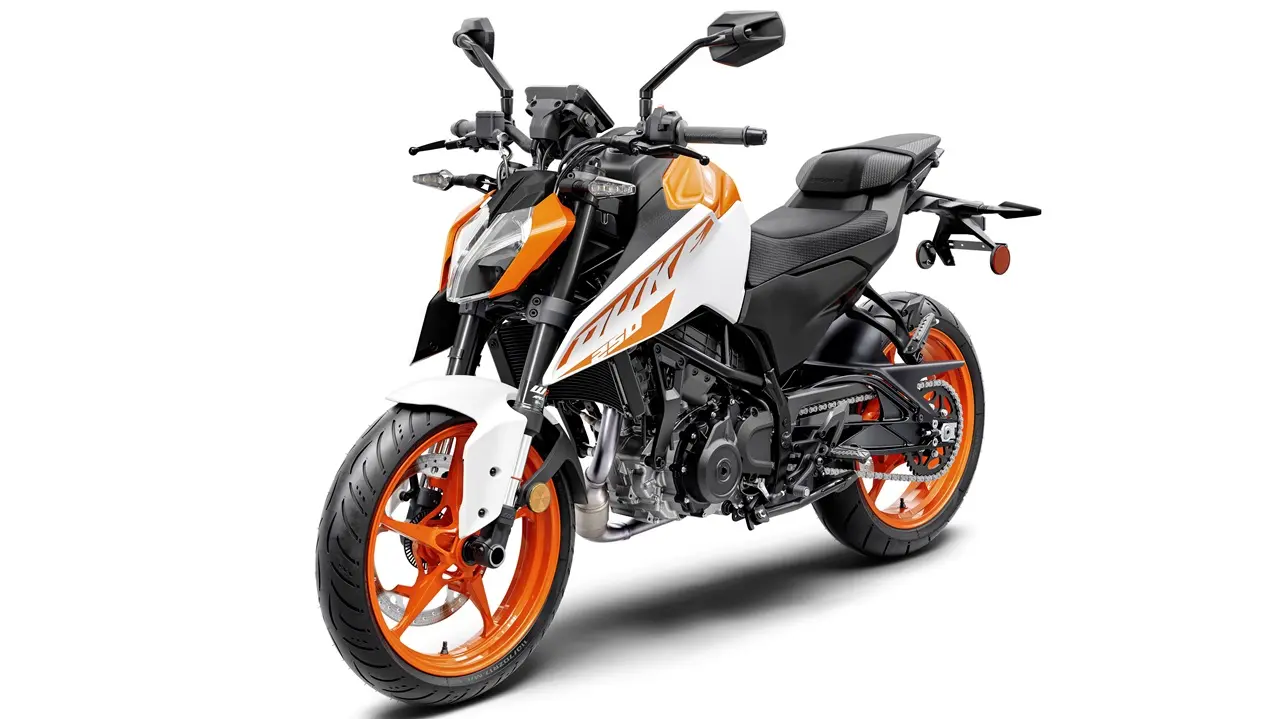 La nueva KTM Duke fue renovada y mejoró en diseño y motor.