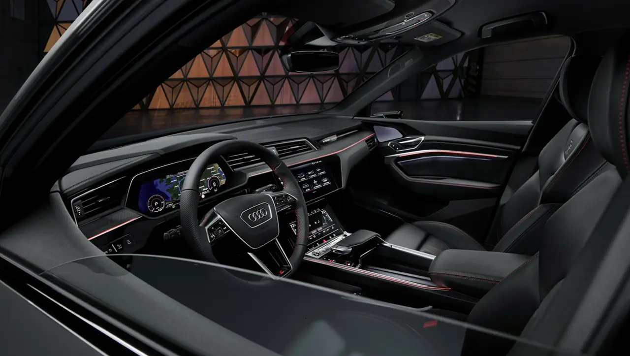 Por dentro, el Q8 se destaca por el gran espacio interior.