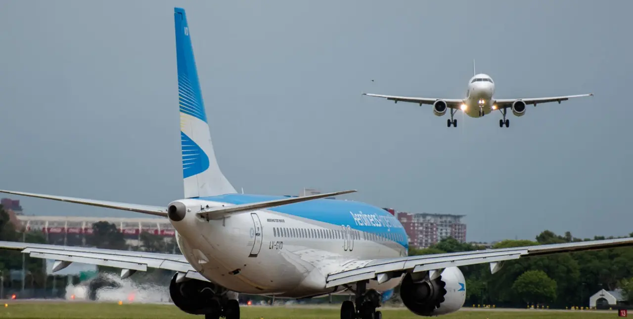Cyber Monday: meten las cuotas de Aerolíneas Argentinas