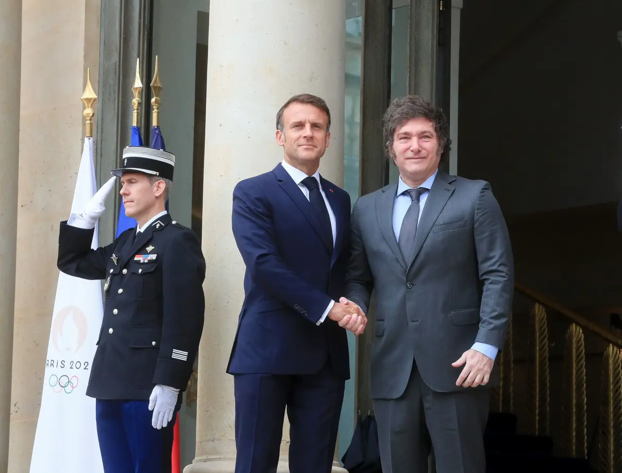 El encuentro entre Milei y Macron se extendió por 15 minutos