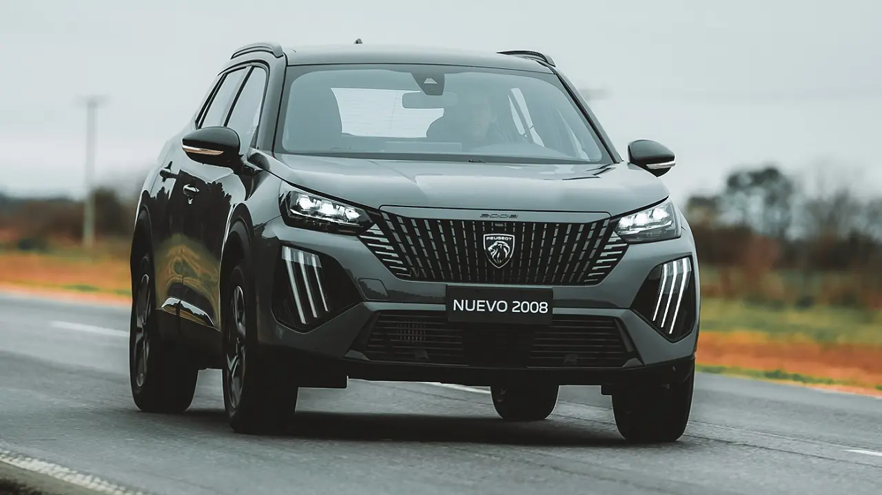 El auto SUV Peugeot 2008 es uno de los más vendidos de Argentina en el segmento