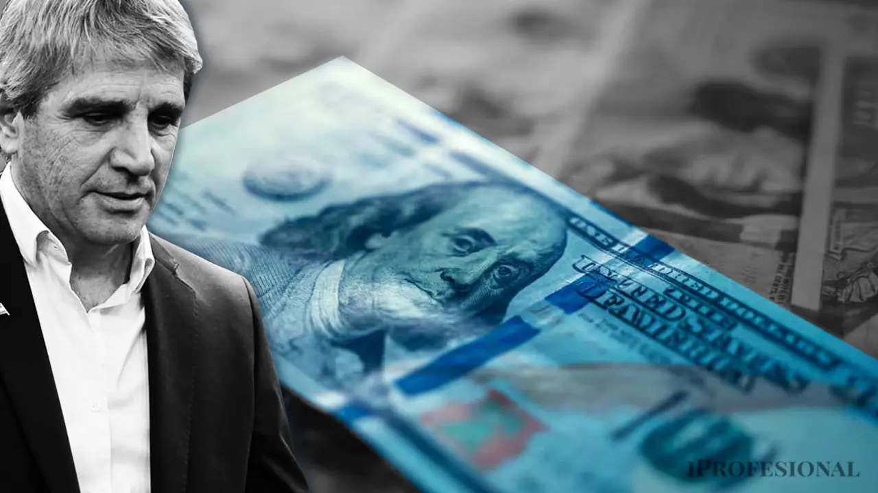 Luis Caputo busca los dólares para evitar un default