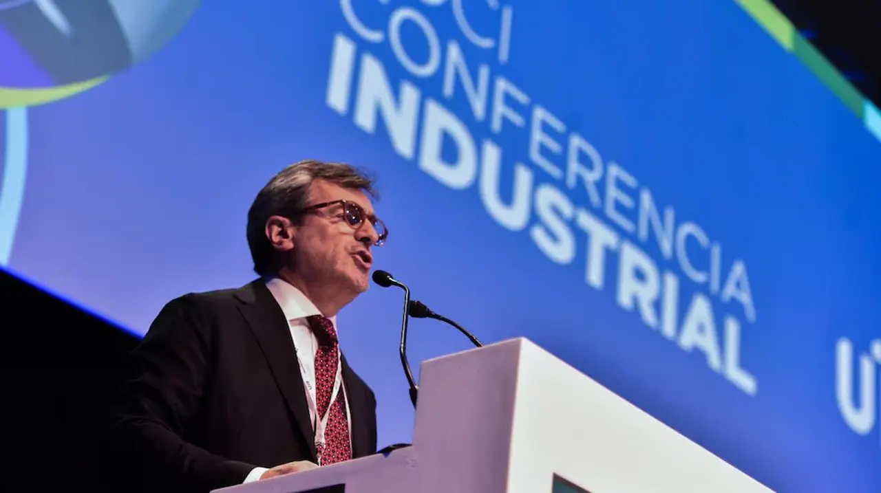 La UIA sale a la cancha: propone su propia reforma impositiva y laboral para recuperar la competitividad