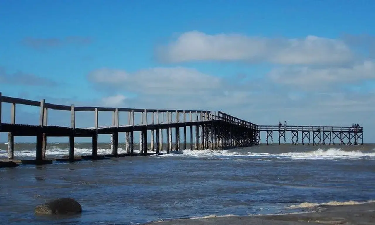 Muelle Los Pocitos