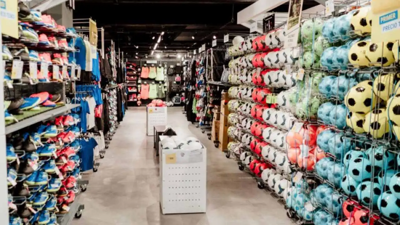 Decathlon planea abrir su primera tienda en Argentina