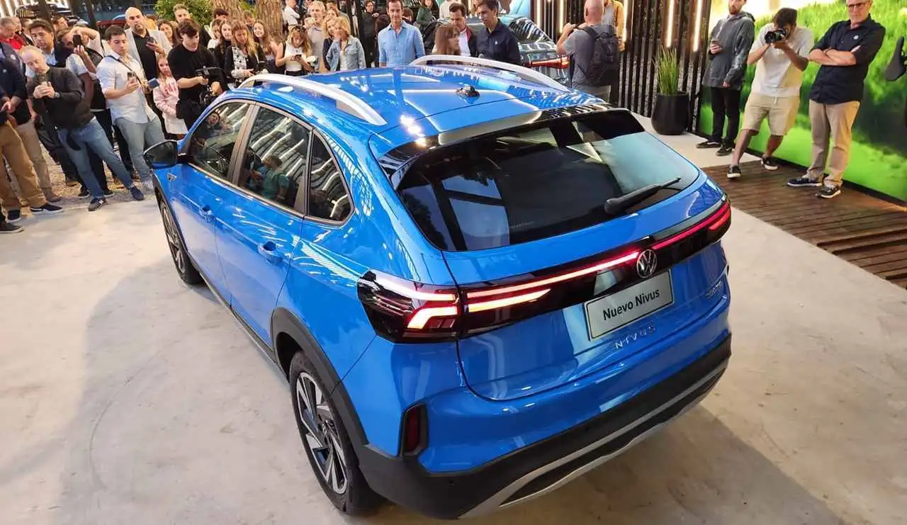 El nuevo Nivus cambió el diseño por fuera y por dentro.