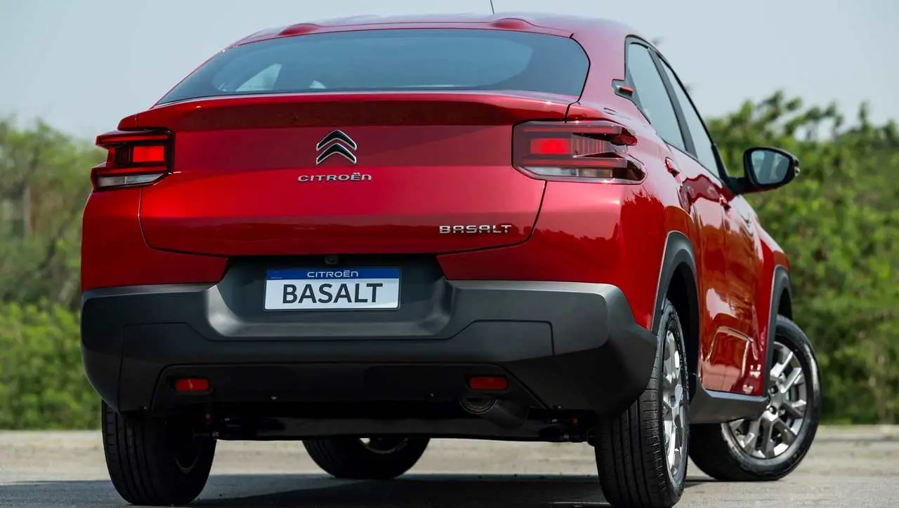 El Citroën Basalt es un SUV con estética coupé.