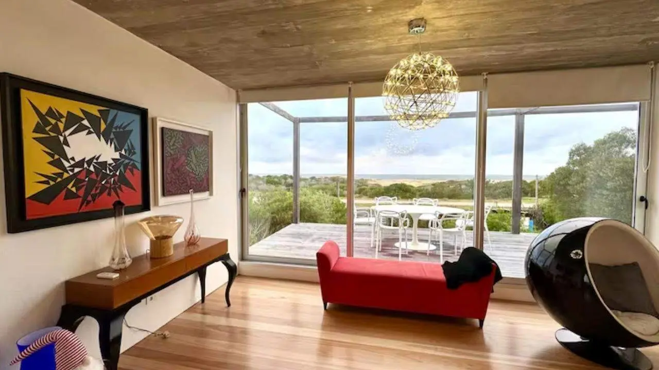 Otra de las habitaciones de la casa de Jorge Lanata en Punta del Este