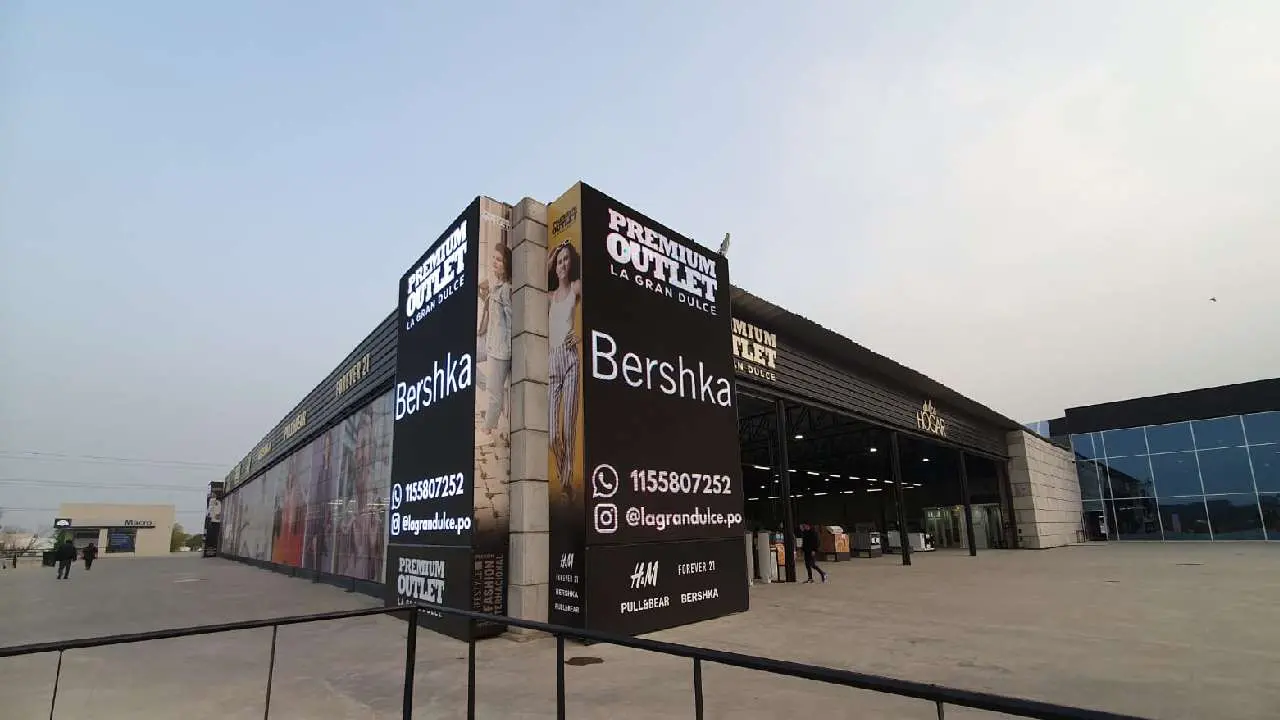 Los outlets de marcas internacionales llegaron para quedarse
