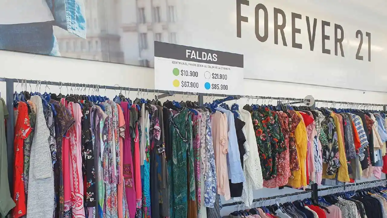 Se encuentran prendas de marcas internacionales a precios accesibles