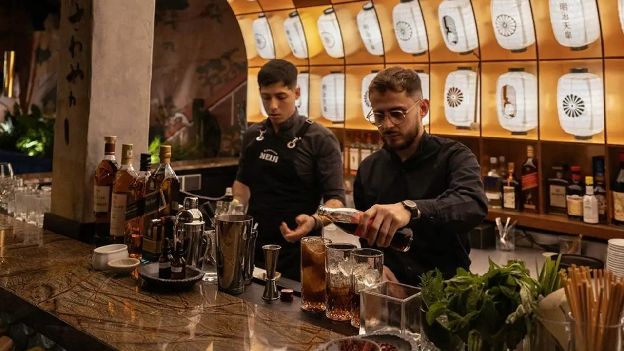Como cierre, los comensales podrán vivir la experiencia de una mini ceremonia del té japonesa,