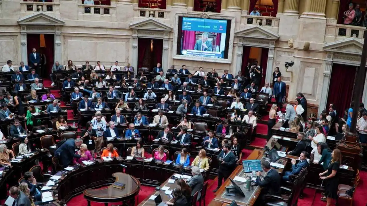 La reforma del BCRA se aprobó en Diputados y ahora Milei tiene el desafío de sancionarla en el Senado