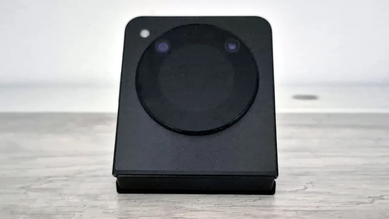 Uno de los beneficios claves de usar un celular plegable es que podés usar la cámara trasera más po