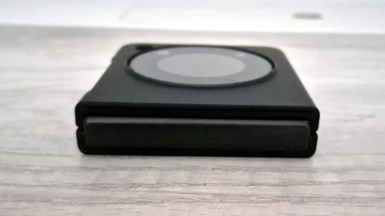 Bisagra del Nubia Flip 5G.