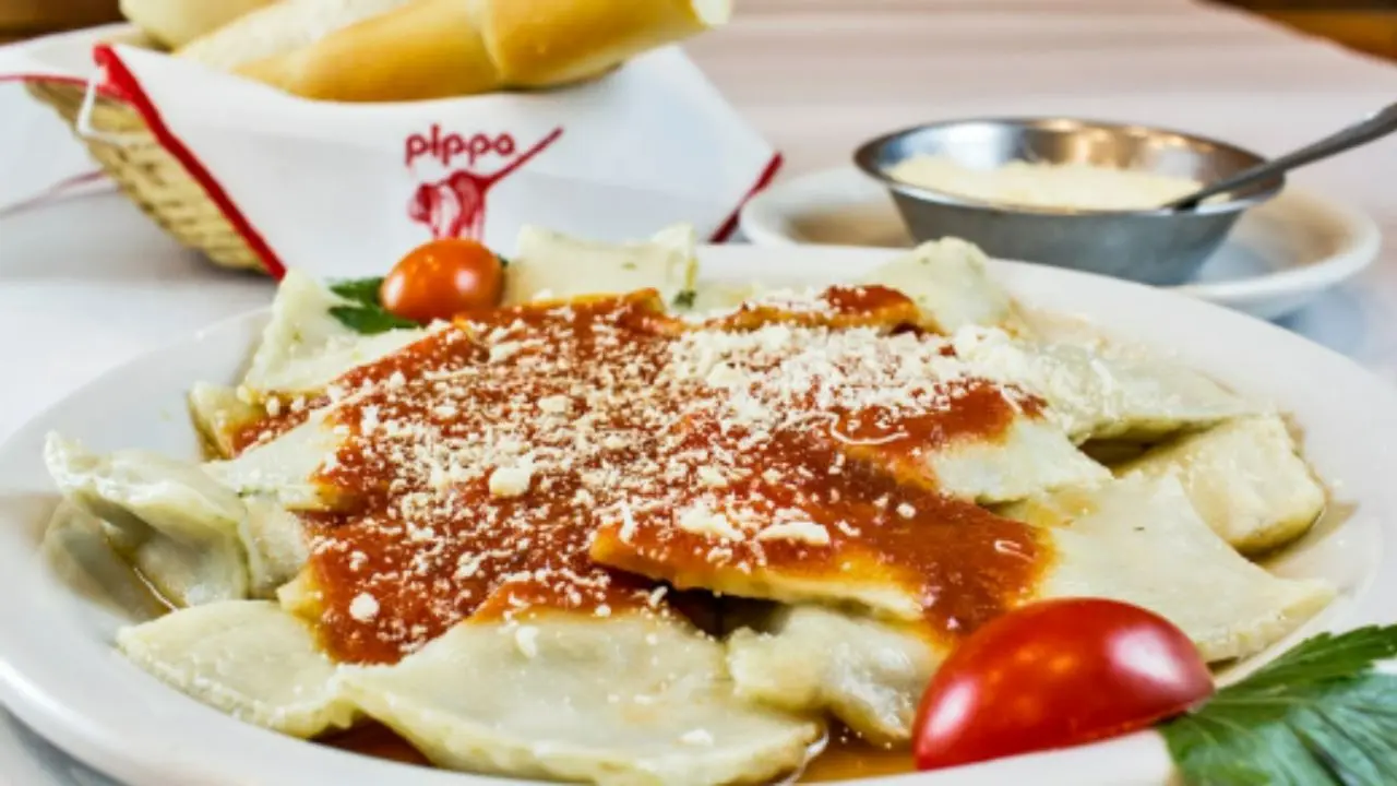 Las pastas son la especialidad de Pippo, el bodegón más barato del centro porteño