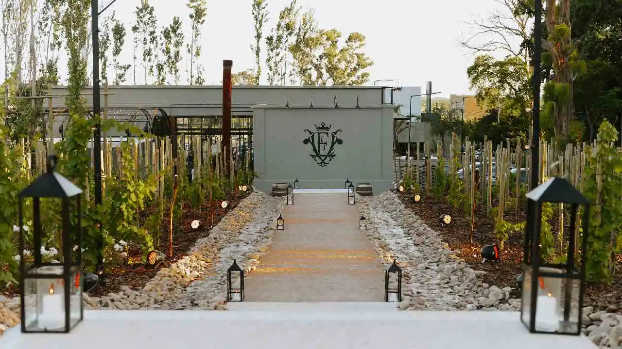 En Marzo abrirá sus puerta el restaurante de Casa Vigil, pero ya se puede visitar el Mercado
