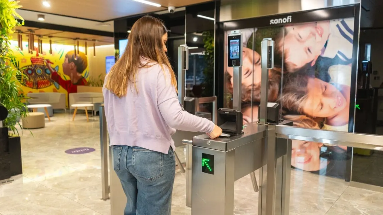 A través de pasantías, importante laboratorio impulsa el desarrollo profesional de jóvenes talentos: cómo aplicar