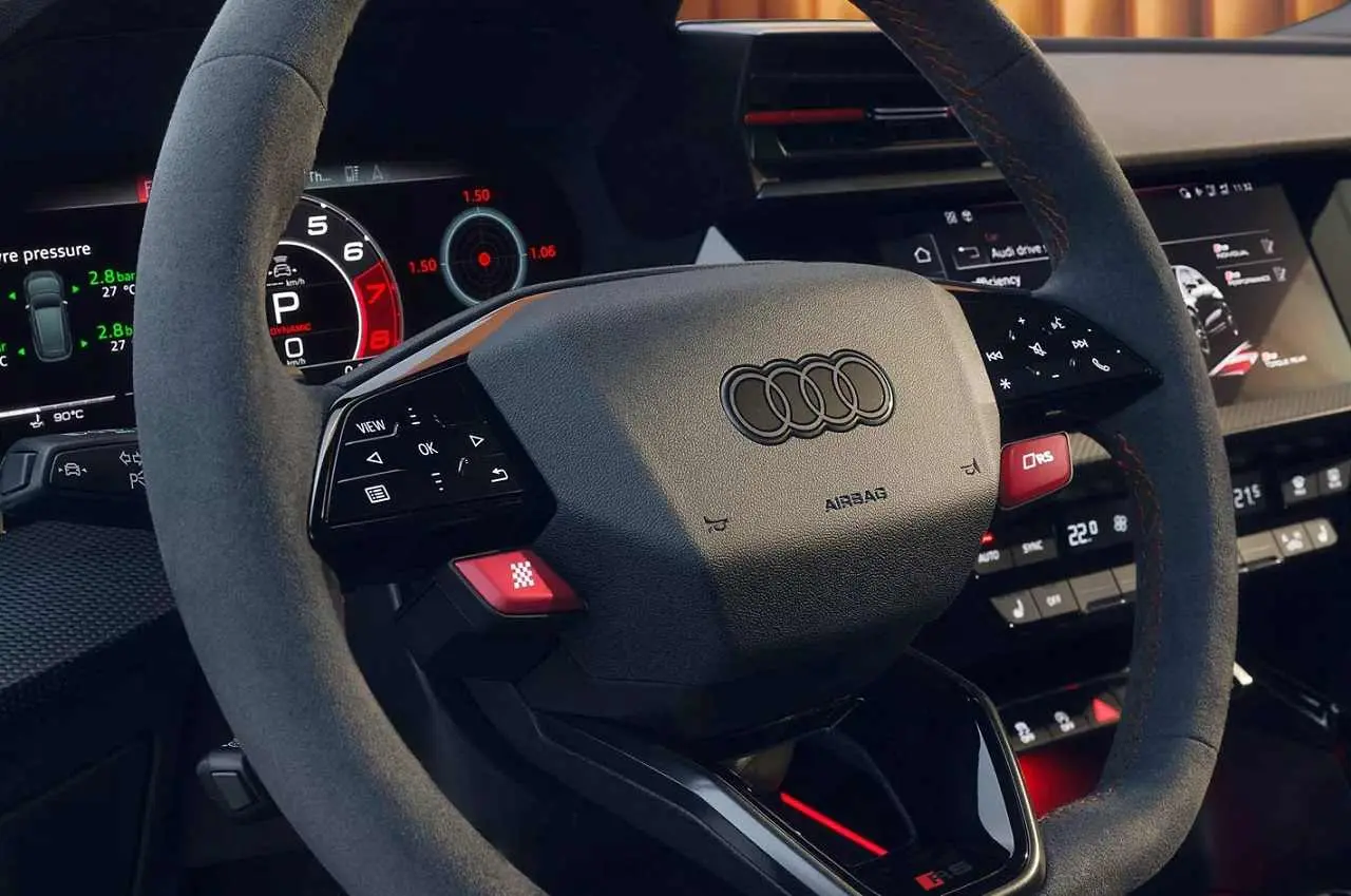 Por dentro, el nuevo RS3 suma tecnología, sin perder deportividad.