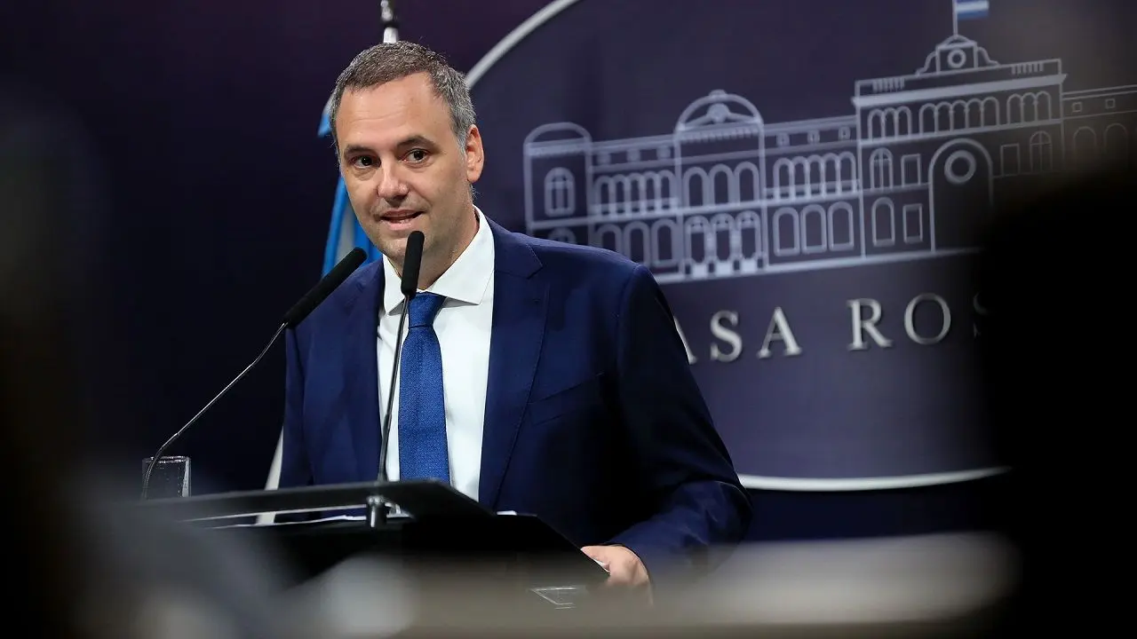 Manuel Adorni, durísimo contra Victoria Villarruel