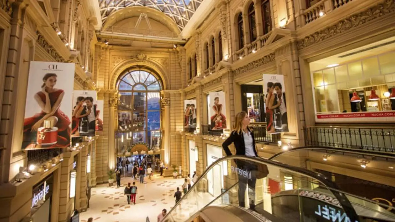 Salarios en los shopping