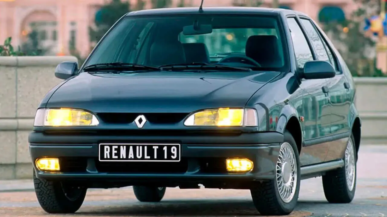 renault 19
