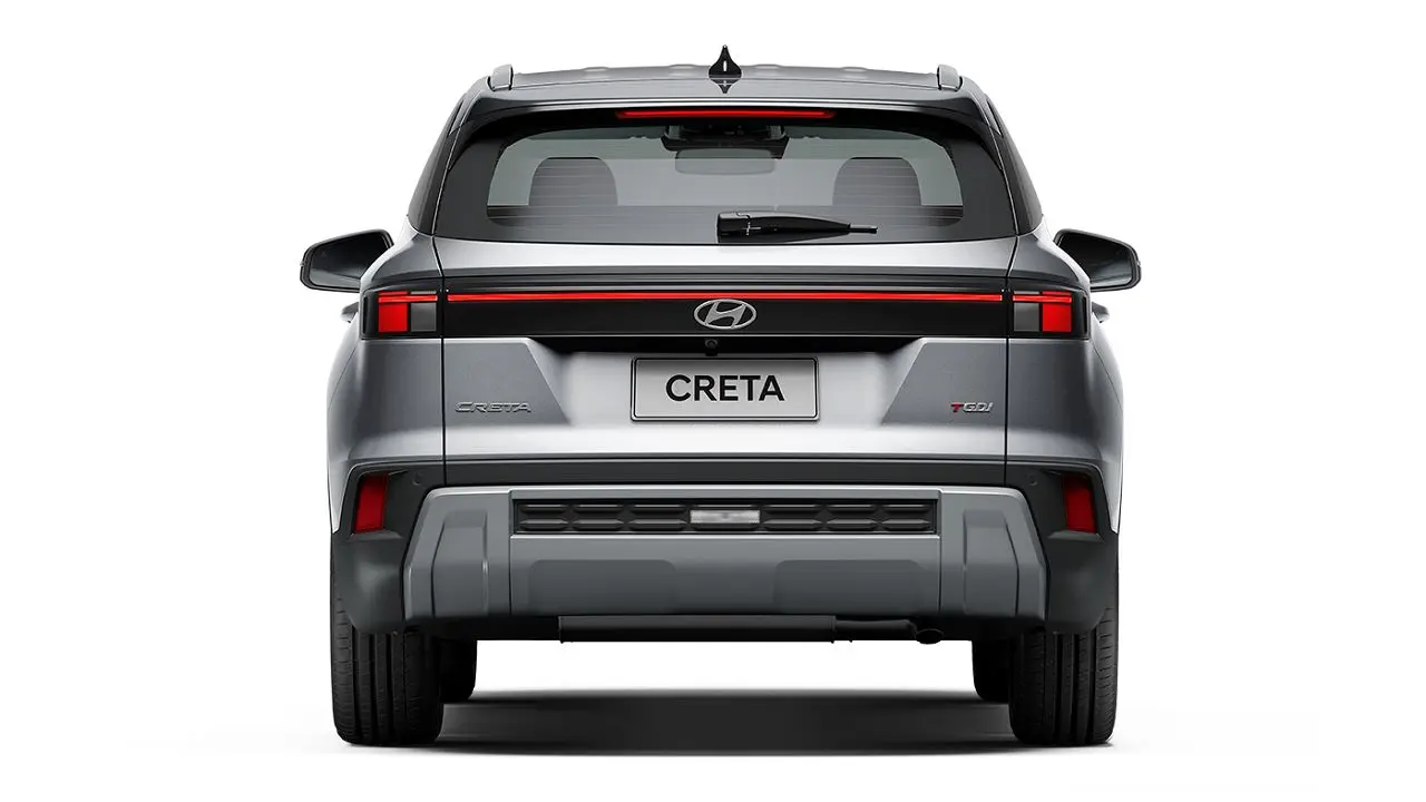 En la parte trasera, el SUV luce una luz led integral.
