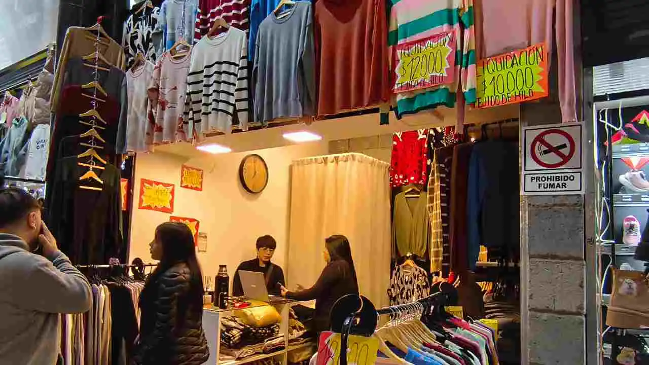 Los locales de La Gran Dulce son de 3 x 3 metros, comenzaron alquilándose a $480.00 y ya se alquilan