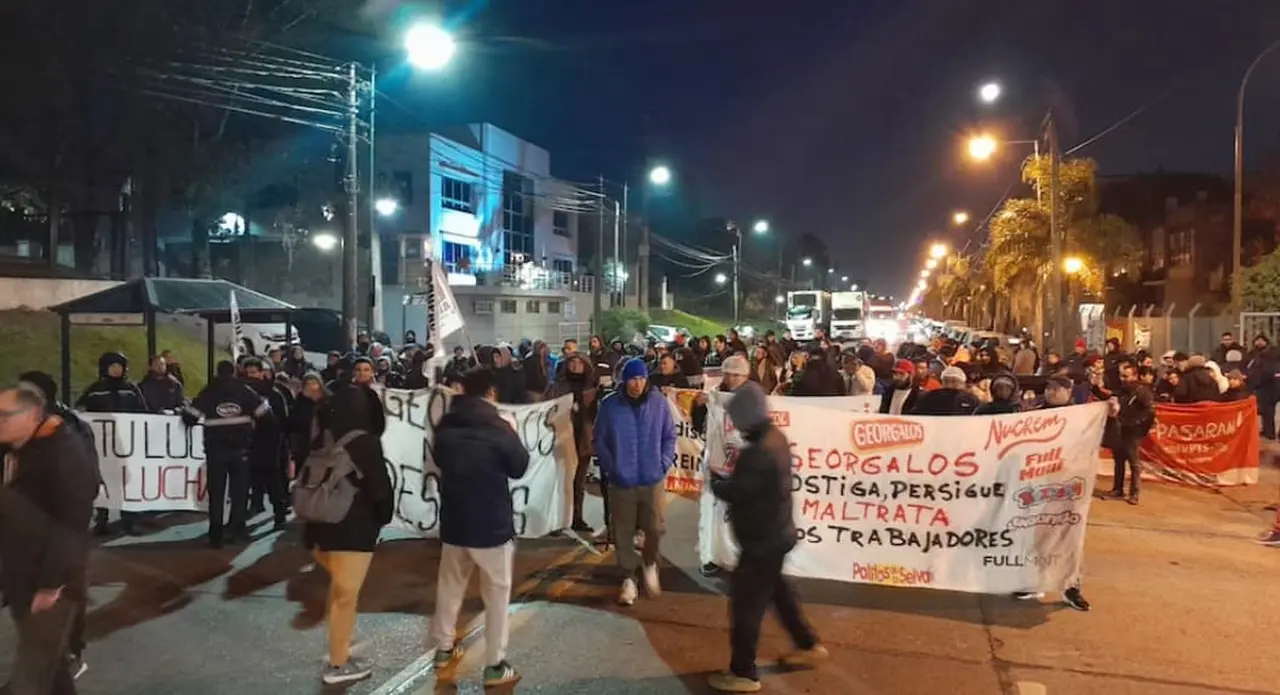 La dueña del Mantecol, en crisis: Georgalos batalla con los gremios y denuncia sabotaje