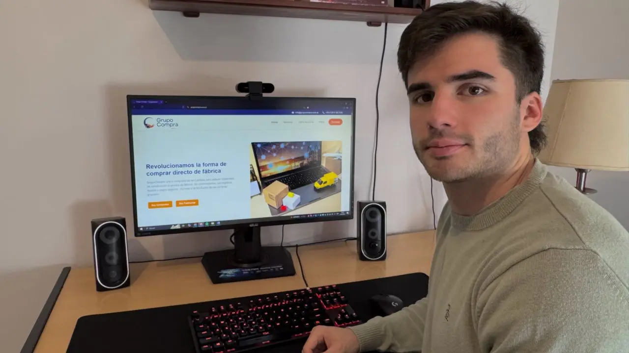 El fundador de GrupoCompra tiene 23 años y emprendió desde los 14 en distintos rubros digitales