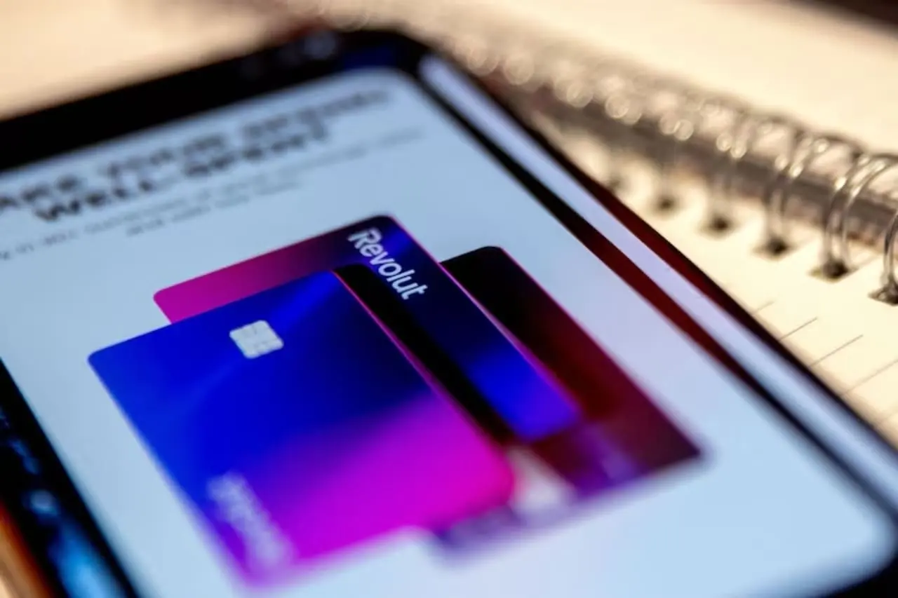 Un gigante fintech europeo compró un banco argentino y llega al país para competir con Mercado Pago