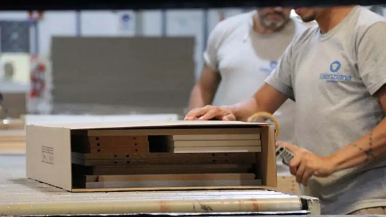 Valenziana desafía la crisis con nueva unidad de negocio, nueva planta, más empleos y expansión nacional