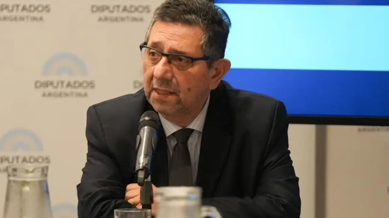 Murió un exfuncionario del Gobierno de Milei: los sentidos mensajes de Adorni y Pettovello