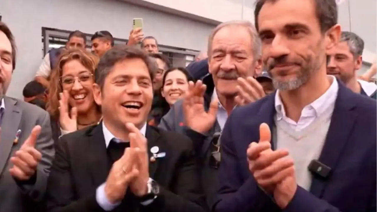 VIDEO | El intendente de Junín abandonó el acto de Kicillof cuando el Gobernador cuestionó a Macri y Vidal