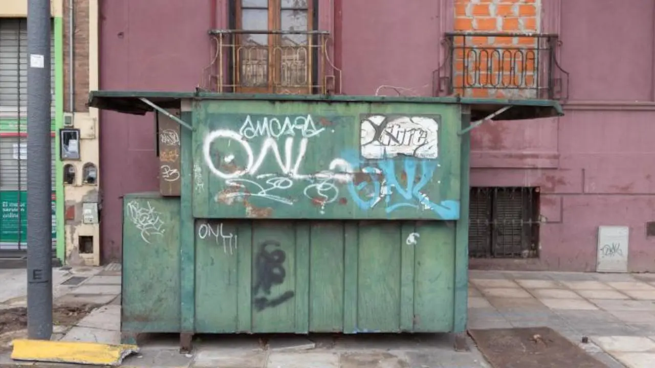 El plan del Gobierno porteño con los puestos de diarios y flores abandonados