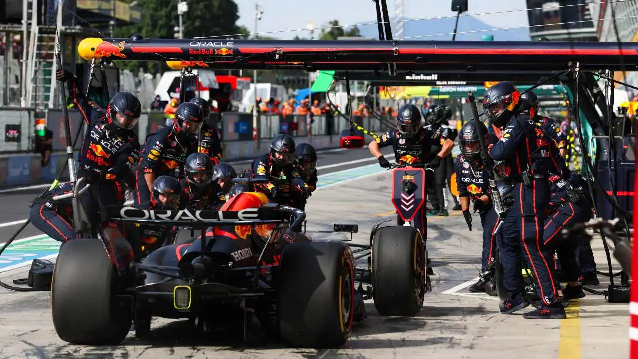 Revelan cuánto ganan los mecánicos de la Fórmula 1 y la cifra sorprende a más de uno