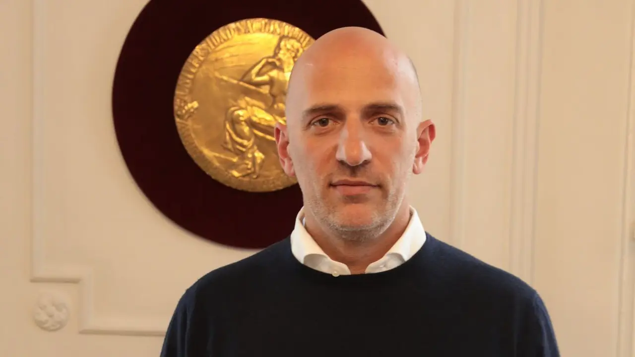 El vicerrector de la UBA difunde su sueldo tras la polémica con Caputo sobre salarios universitarios