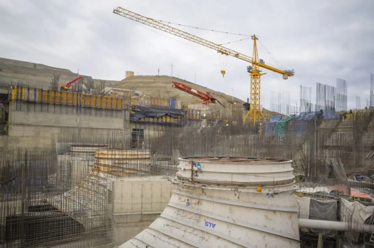 Las represas tenían un avance de obra superior al 20%