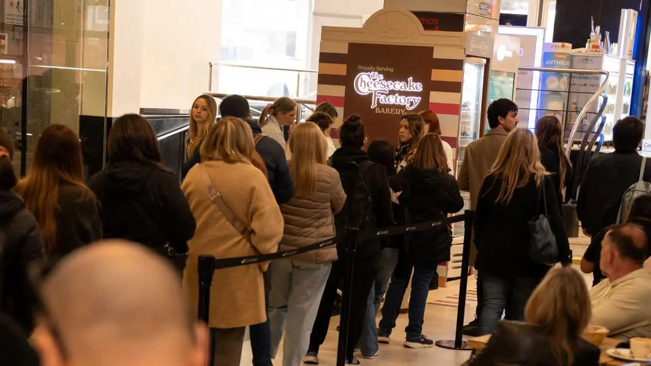 La apertura del nuevo local generó entusiasmo entre los consumidores