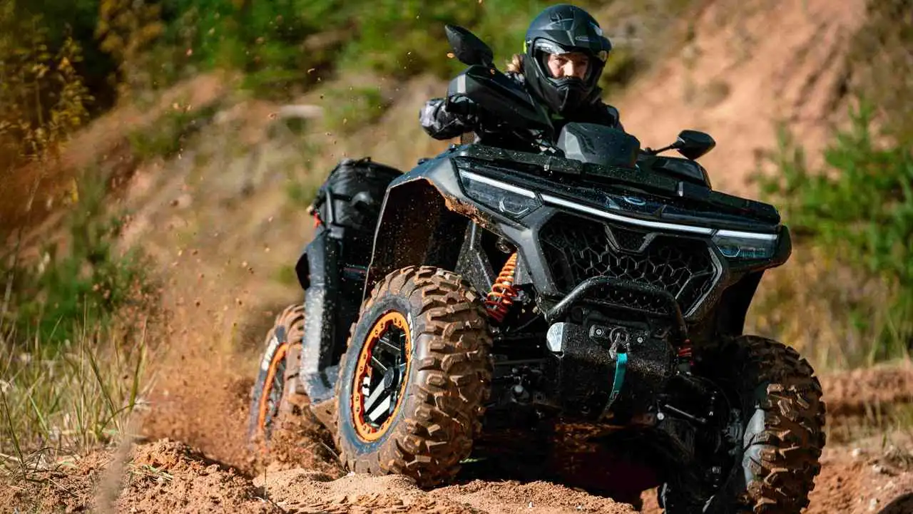 Como son los nuevos vehículos 4x4 de la china CFMoto