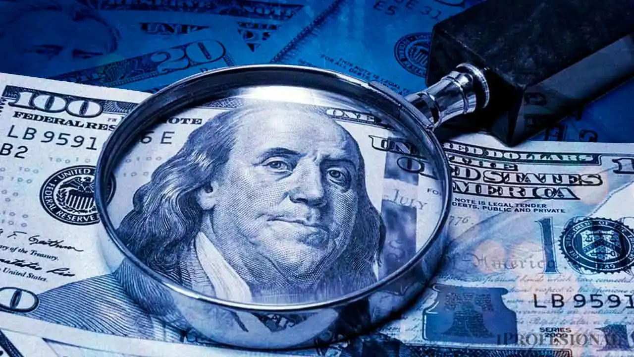 El Tesoro vendió otros u$s300 millones para contener al dólar oficial, pero subió el blue