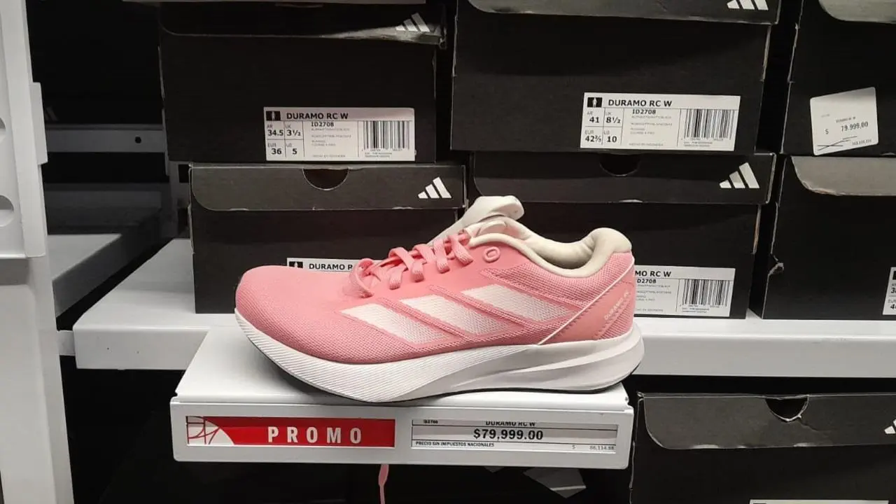 Adidas incluye grandes descuentos en zapatillas e indumentaria