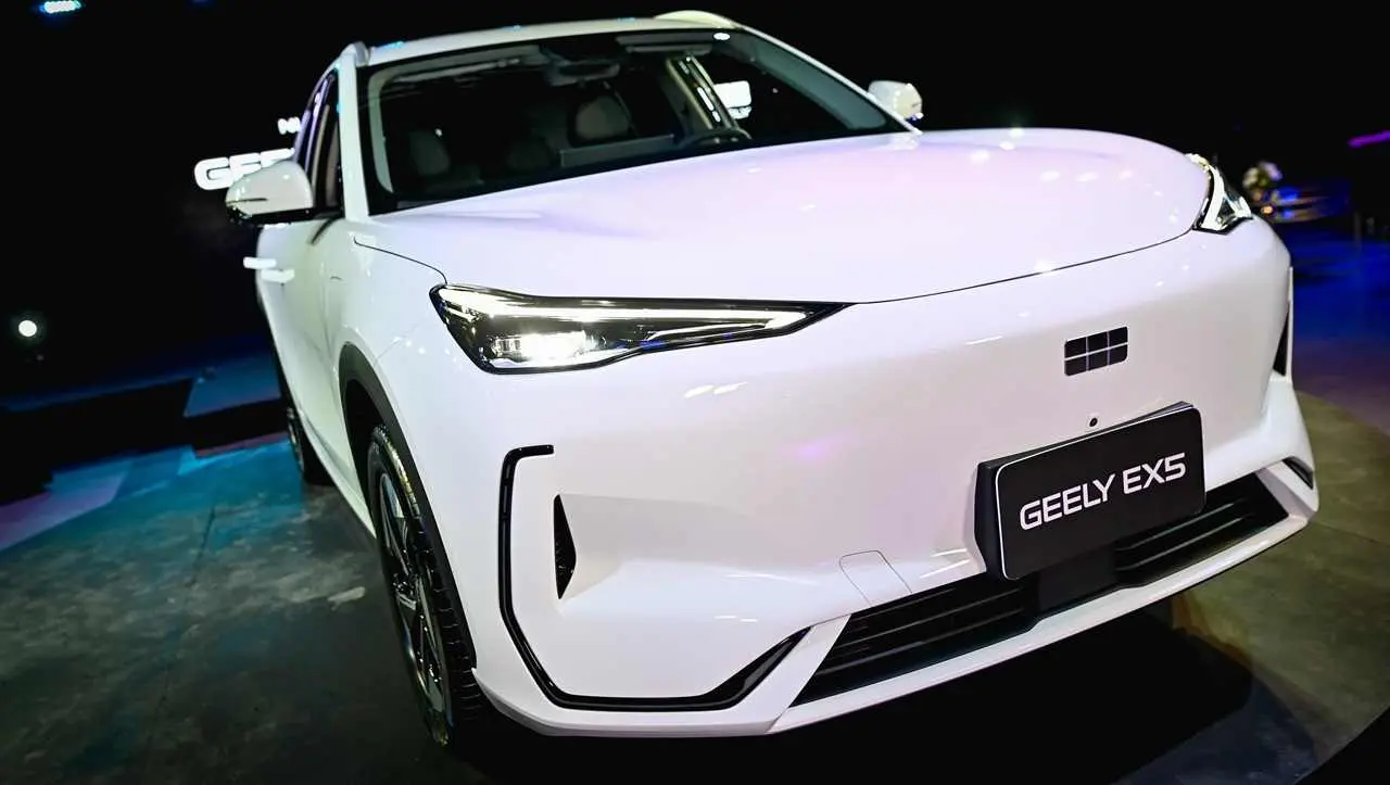 Geely se relanzó en Argentina con un nuevo SUV.