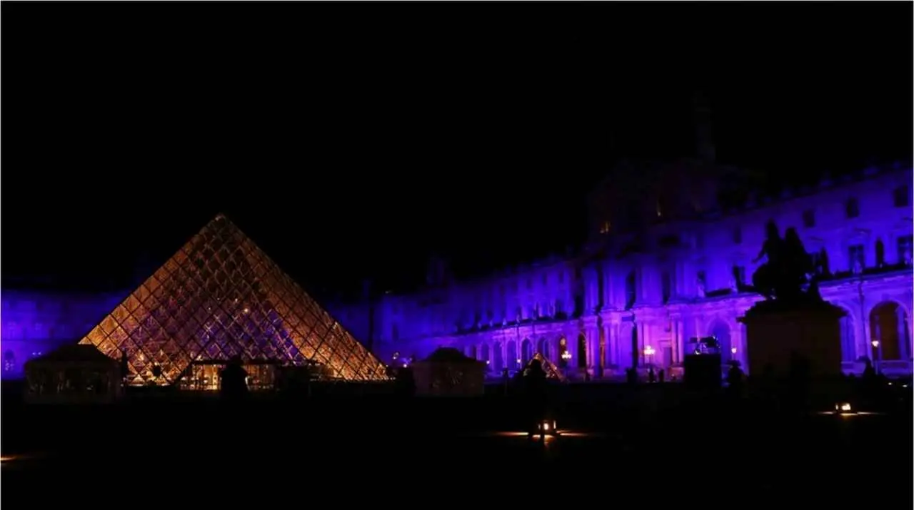 El robo del siglo en el Louvre: preguntas y respuestas sobre el atraco que paralizó al mundo