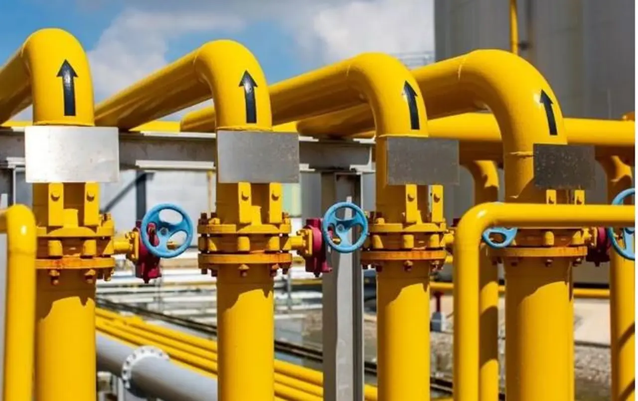 Por falta de gas, dos industrias clave amenazan con parar y hay 100 mil empleos en riesgo