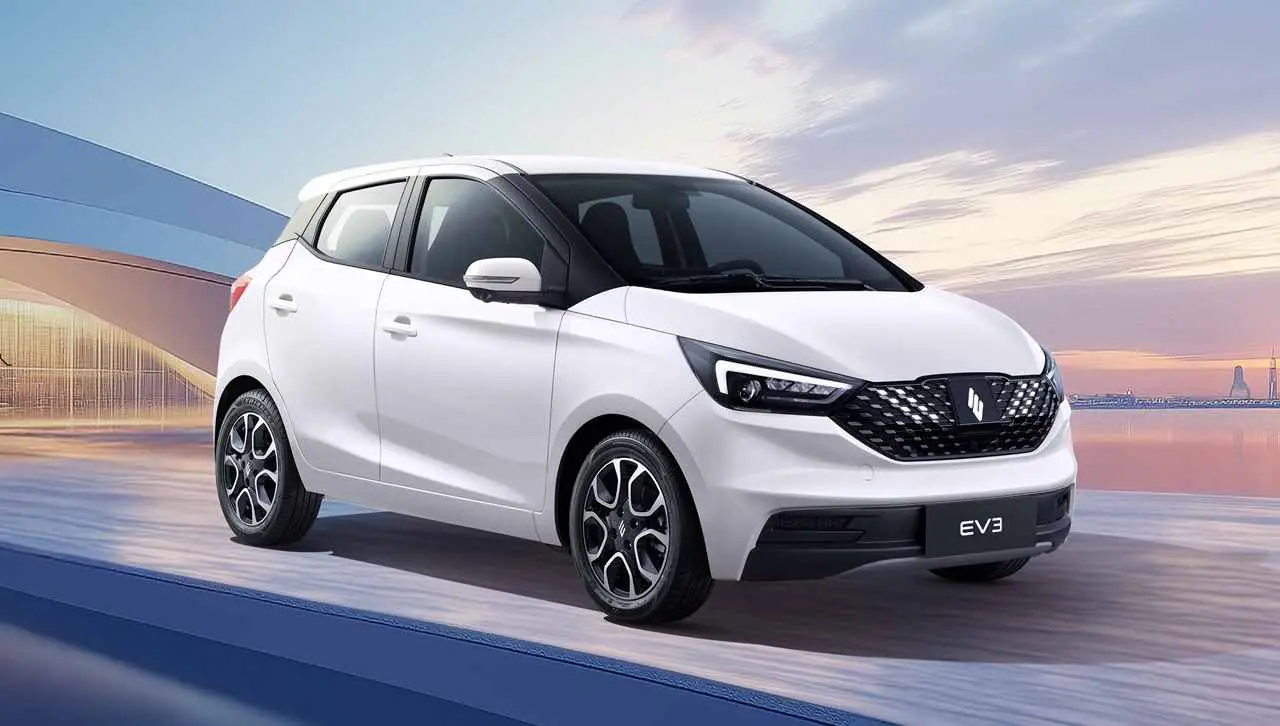 El auto eléctrico de JMEV es uno de los más baratos del país.